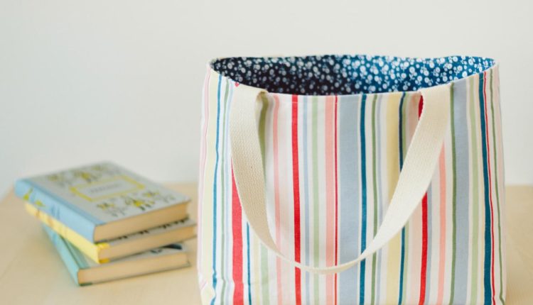 Using Different Printing Methods To Make Your Tote Bag Stand Out